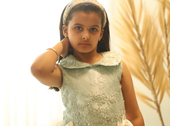 صورة فستان سهرة تيفاني لولو على الصدر وسكري في النفاش